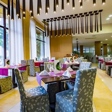 Cozy In Barcelo Royal ***** アパート *