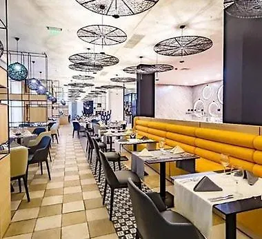 Cozy In Barcelo Royal *****